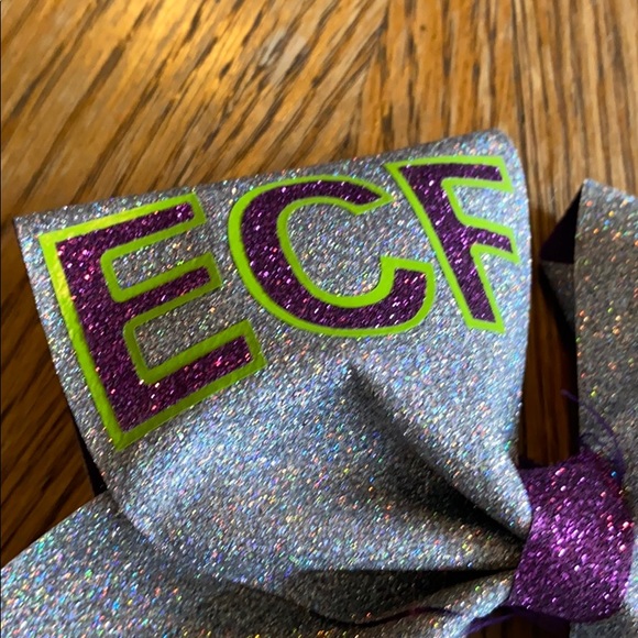 Cheer bow - Picture 2 of 2
